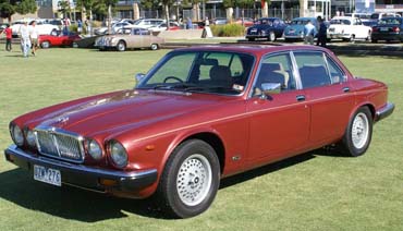 Jaguar XJ6 SIII Sovereign restored by Ausclassics